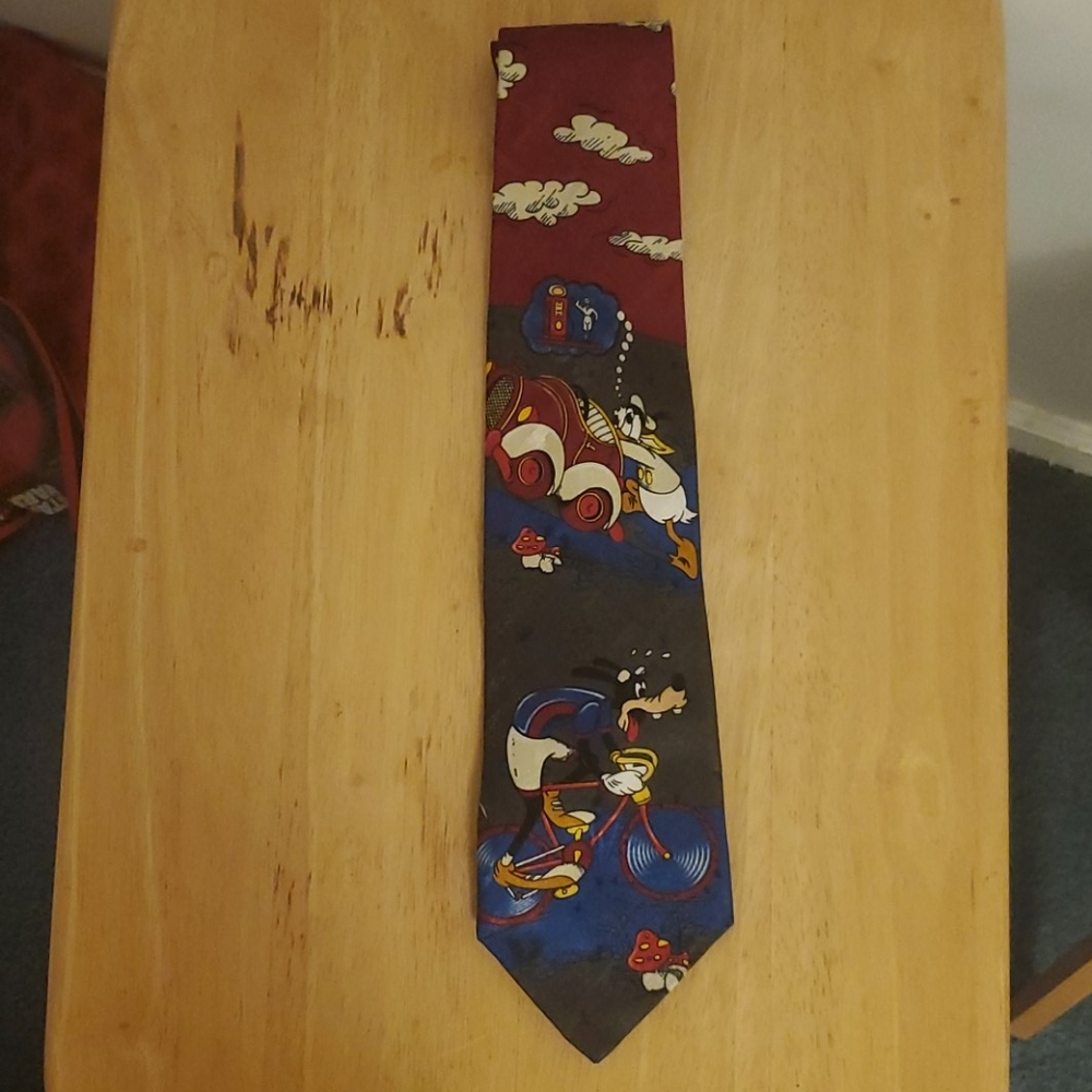 Goofy Donald Duck Tie 100% Polyester